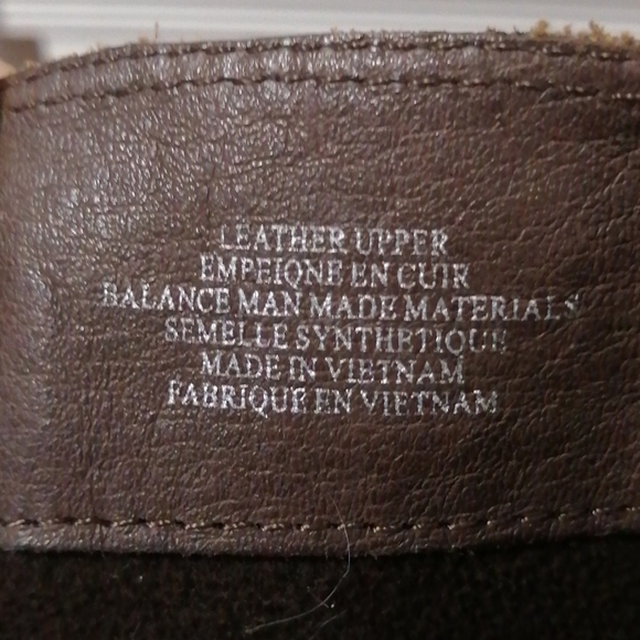 Women's Knee-High Brown Leather Boots 2" heel - Picture 5 of 8